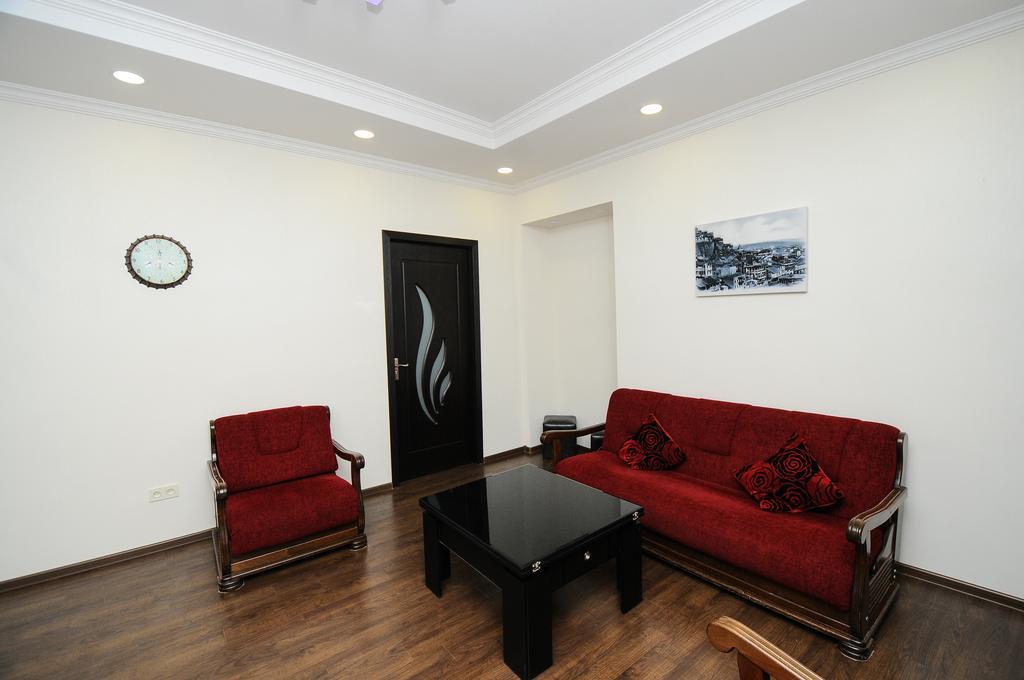 Elegant Modern Apartment Tbilisi Ngoại thất bức ảnh